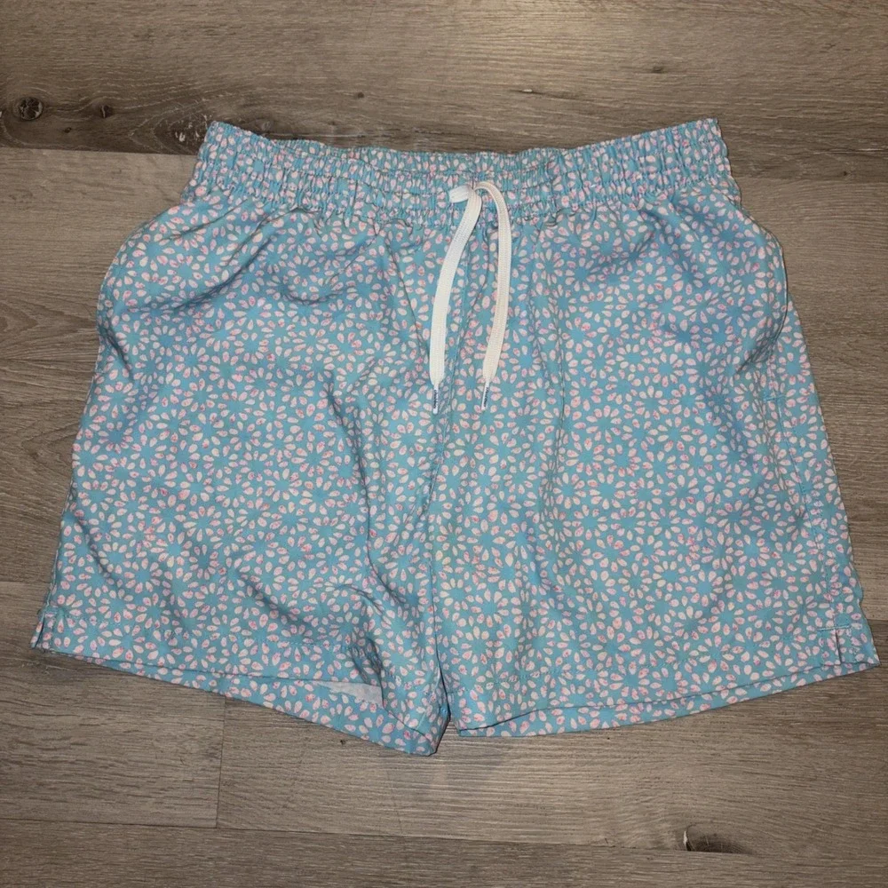 Chubbies Swim Trunks 5.5 Inch Inseam Drops Men's Medium Baby Blue